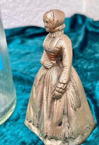 Antike vintage figurenglocke - /,
